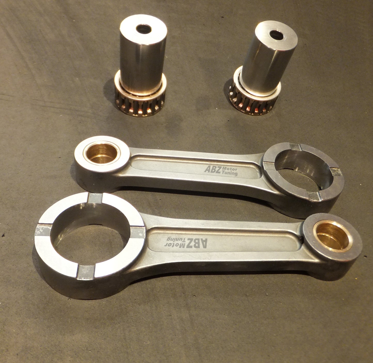 Crankshafts, connecting rods